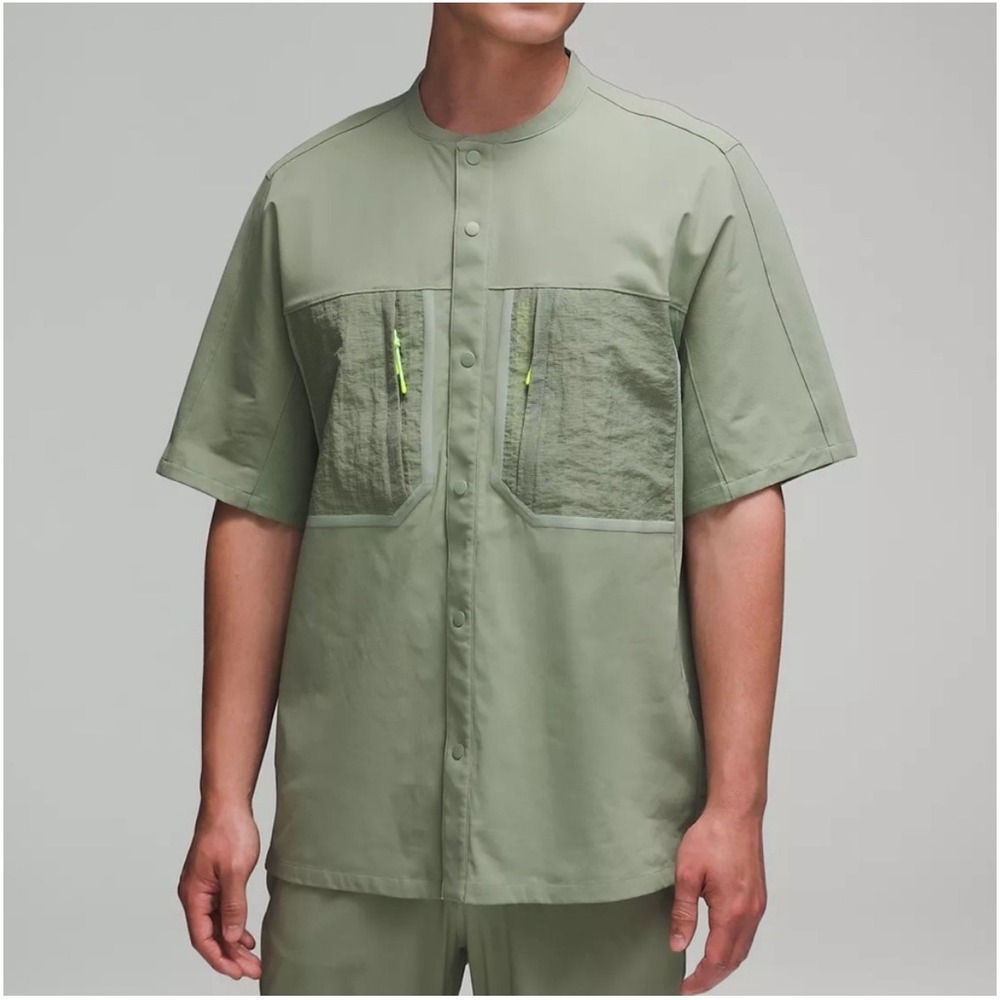 Lululemon Men Water Repellent Hiking‎ Short Sleeve Shirt Green Size XL Casual